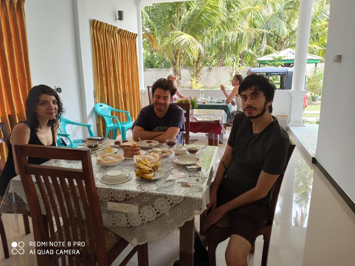 Geethani Tourist Home Polonnaruwa Exterior foto
